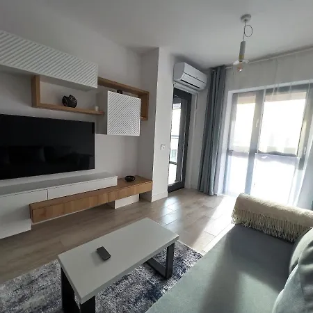 Silver Apartment Bucharest